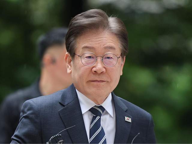 韩总统选举临近，李在明持续领跑民意调查
