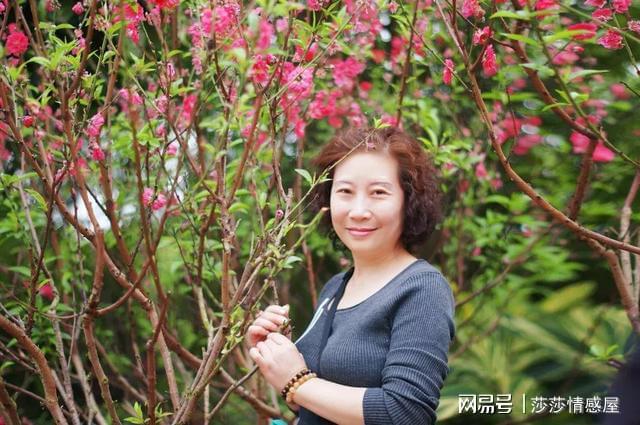 55岁本科阿姨大学之路圆满收官，励志与勇气的赞歌