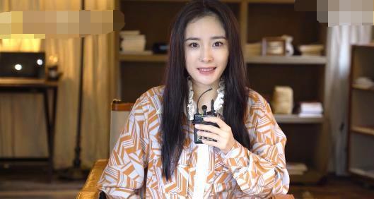 杨幂眼中的小糯米，画画天赋展现，赞不停