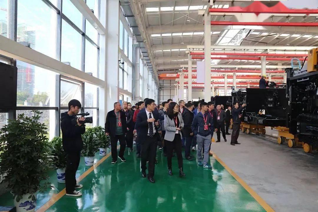 路边东汉石人像，历史的见证与文化的印记