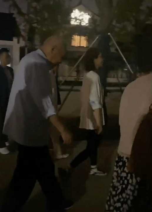 42岁百万网红草帽姐确诊肝病，经历与挑战