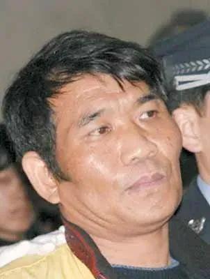 县长一家惨遭灭门背后的电视剧故事