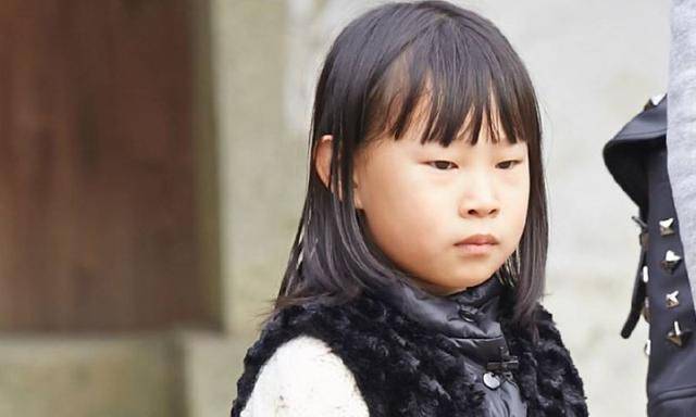 小沈阳女儿出道照，星光熠熠，期待无限