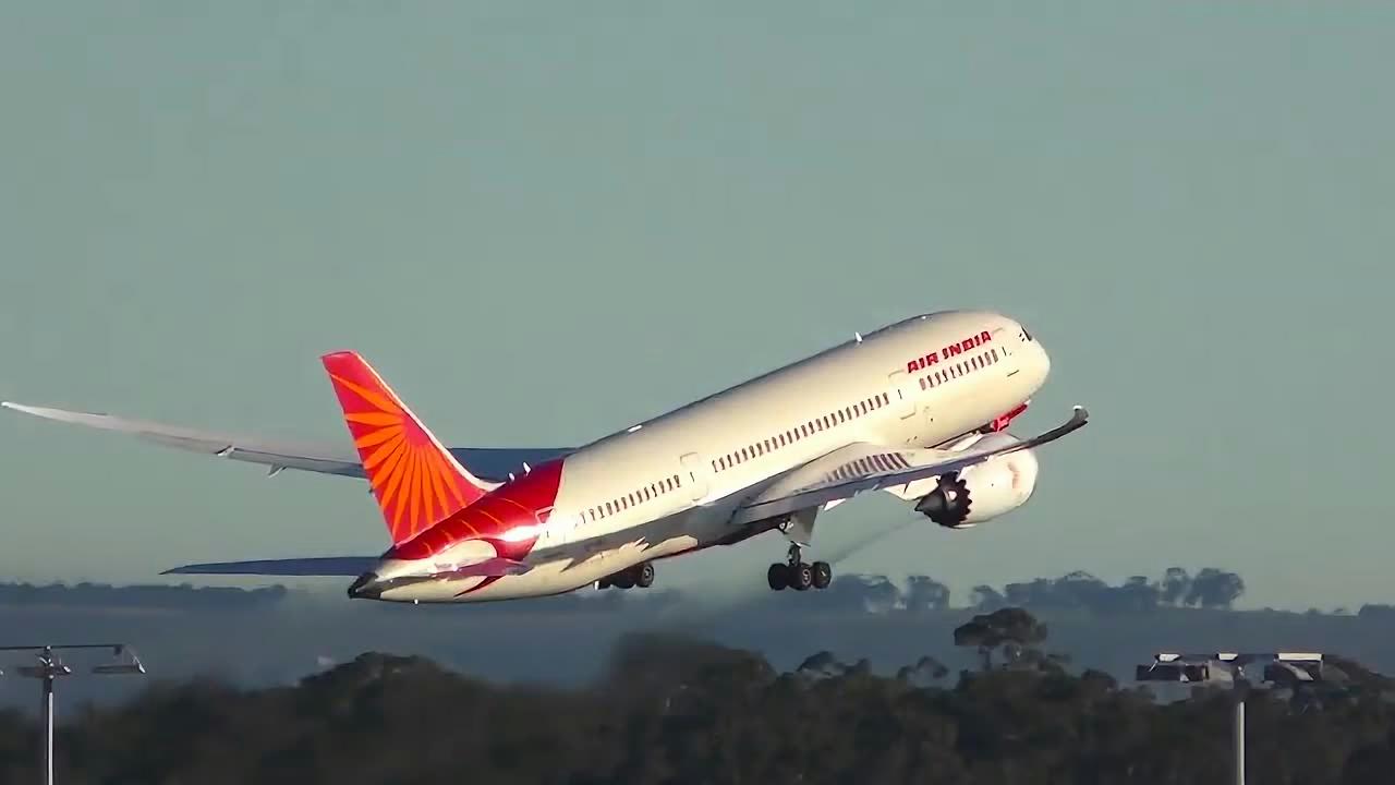 印度航空波音787，梦想飞行的现实之旅