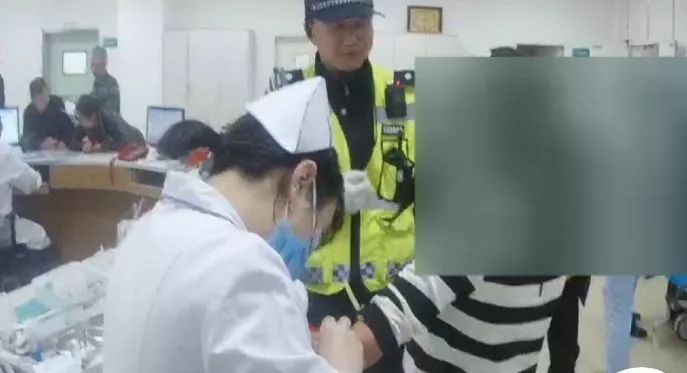 女学生抽血的日常，勇气与体验